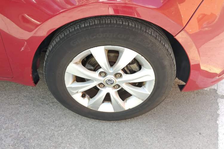 Used MG 3 2012 1.5L Manual Fashion Edition Right Front Wheel Hub