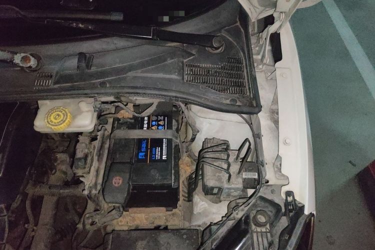Used MG 3 2012 1.5L Manual Fashion Edition Engine Bay Left