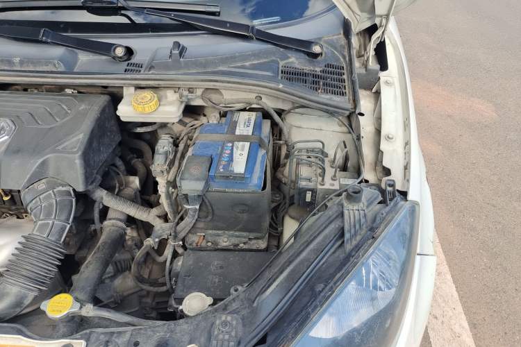 Used MG 3 2012 1.5L Manual Fashion Edition Engine Bay Left
