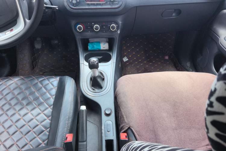 Used MG 3 2012 1.5L Manual Fashion Edition Gear Lever