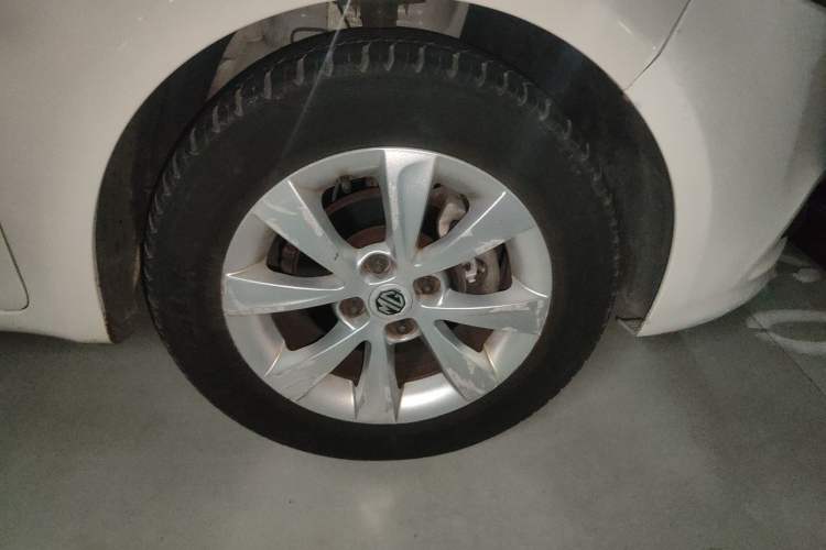 Used MG 3 2012 1.5L Manual Fashion Edition Right Front Wheel Hub