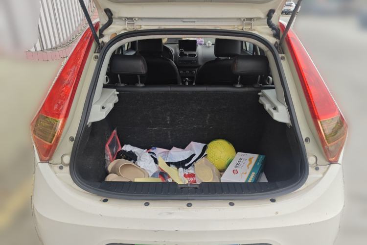 Used MG 3 2012 1.5L Manual Fashion Edition Trunk