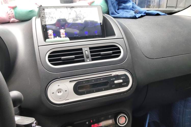 Used MG 3 2013 1.5L AMT Elite Edition Audio And AC Panel