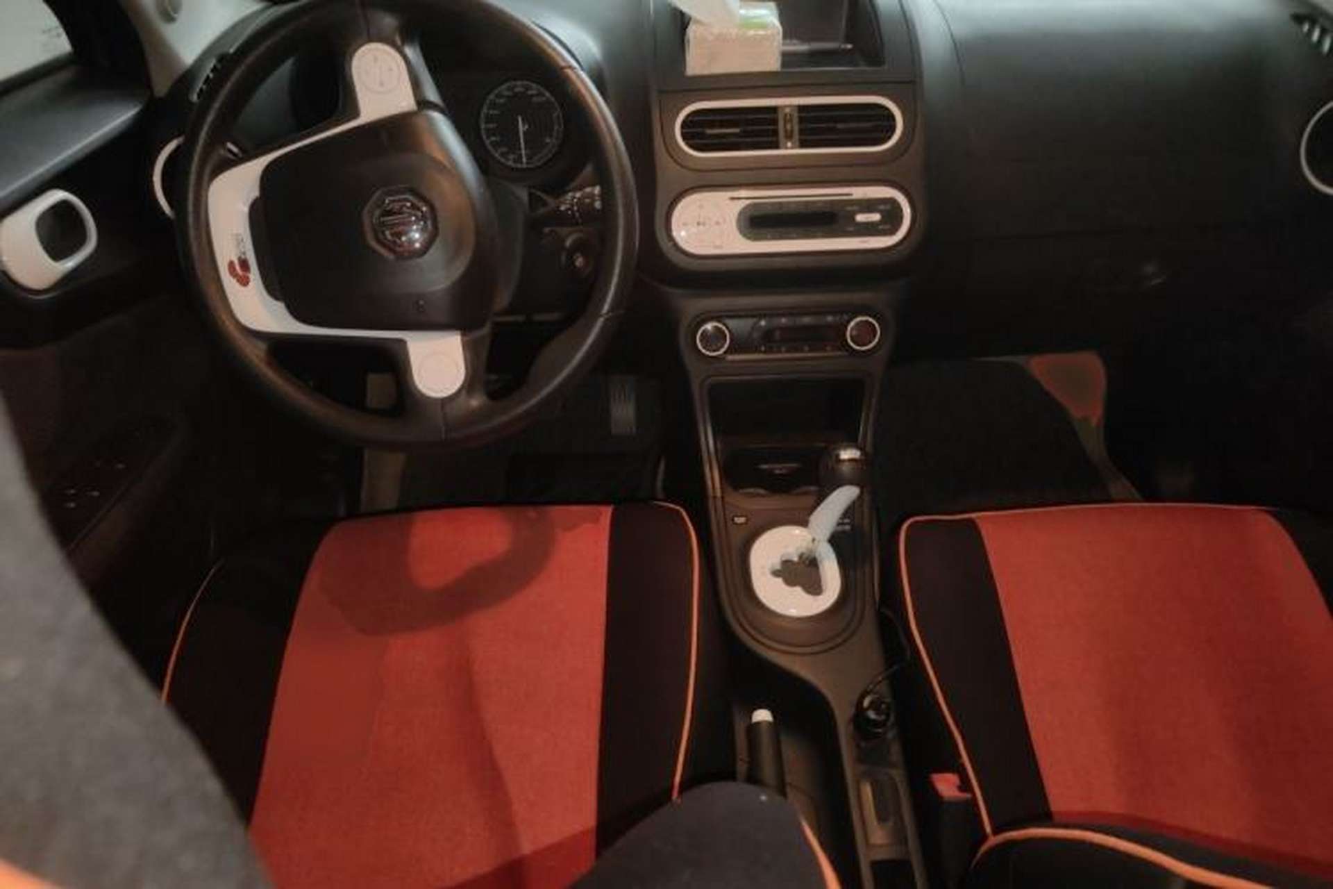 Used MG 3 2013 1.5L AMT Elite Edition Center Console