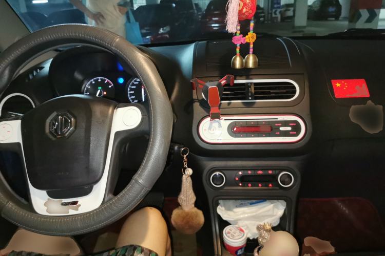 Used MG 3 2013 1.5L AMT Elite Edition Center Console