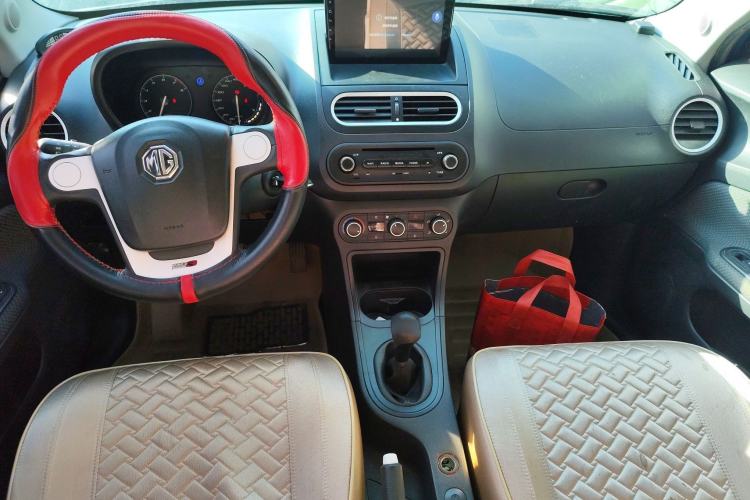 Used MG 3 2013 1.3L Manual Comfort Edition Center Console