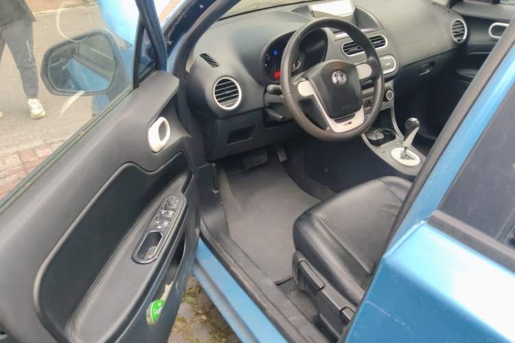 Used MG 3 2013 1.5L AMT Elite Edition Driver Seat