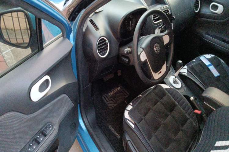 Used MG 3 2013 1.5L AMT Elite Edition Driver Seat
