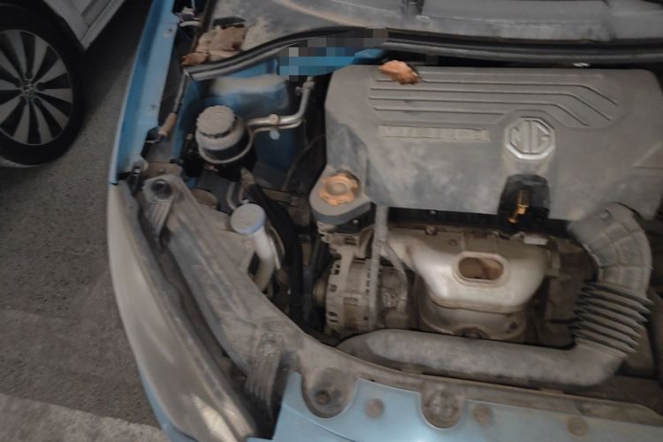 Used MG 3 2013 1.5L AMT Elite Edition Engine Bay Right