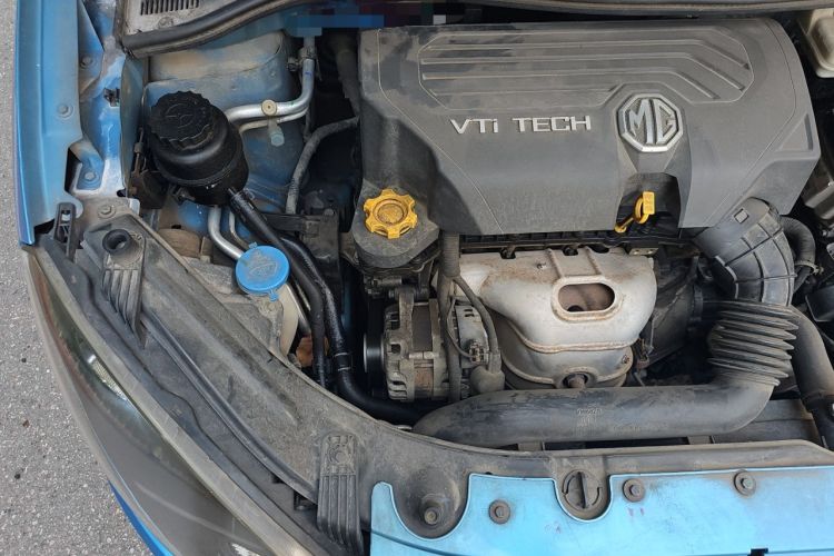 Used MG 3 2013 1.5L AMT Elite Edition Engine Bay Right