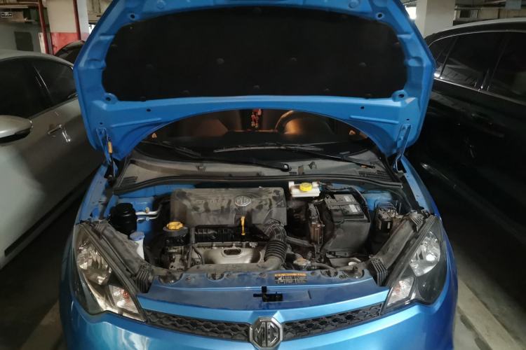 Used MG 3 2013 1.5L AMT Elite Edition Engine Bay