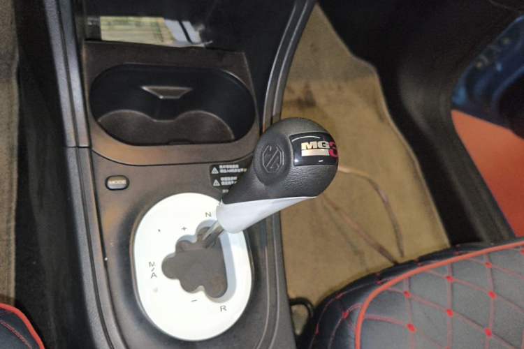 Used MG 3 2013 1.5L AMT Elite Edition Gear Lever