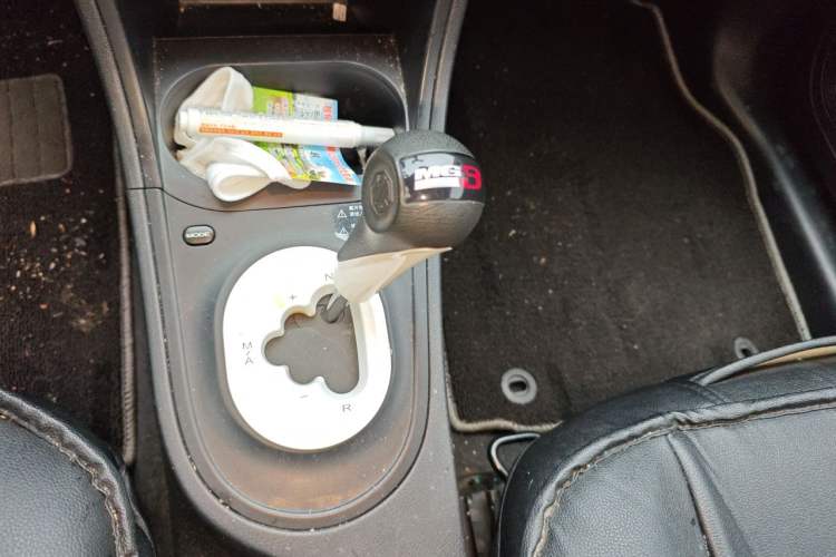 Used MG 3 2013 1.5L AMT Elite Edition Gear Lever