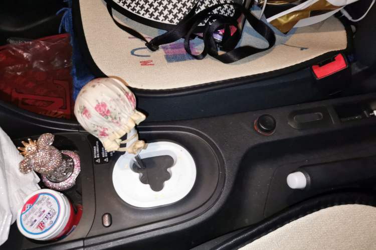 Used MG 3 2013 1.5L AMT Elite Edition Gear Lever