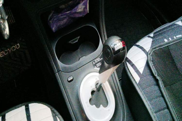 Used MG 3 2013 1.5L AMT Elite Edition Gear Lever