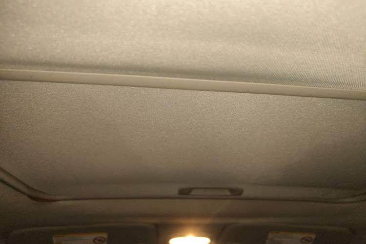 Used MG 3 2013 1.5L AMT Elite Edition Headliner
