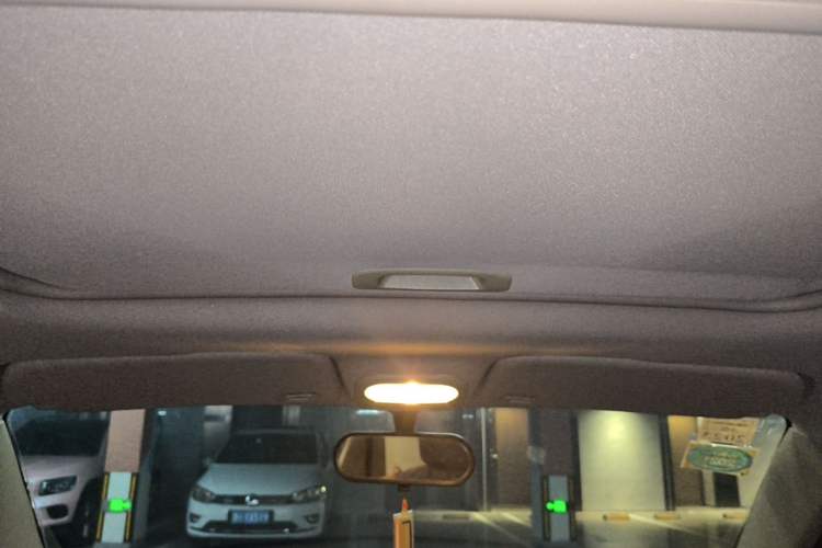 Used MG 3 2013 1.5L AMT Elite Edition Headliner