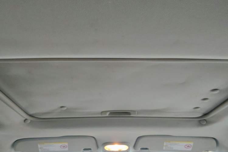 Used MG 3 2013 1.5L AMT Elite Edition Headliner