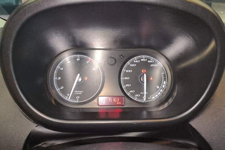 Used MG 3 2013 1.5L AMT Elite Edition Instrument Cluster
