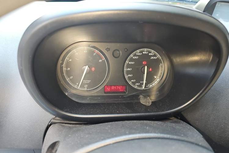 Used MG 3 2013 1.5L AMT Elite Edition Instrument Cluster