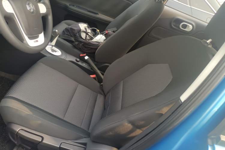 Used MG 3 2013 1.5L AMT Elite Edition Left Front Seat