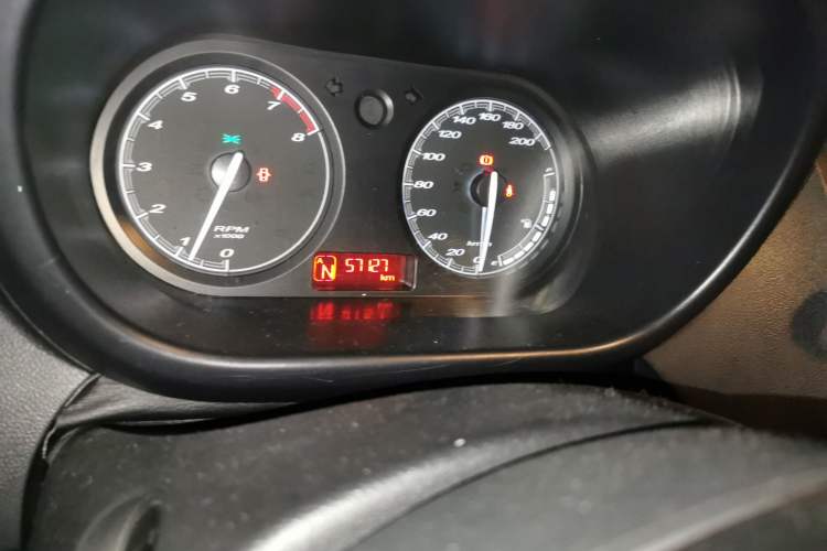 Used MG 3 2013 1.5L AMT Elite Edition Odometer Close Up