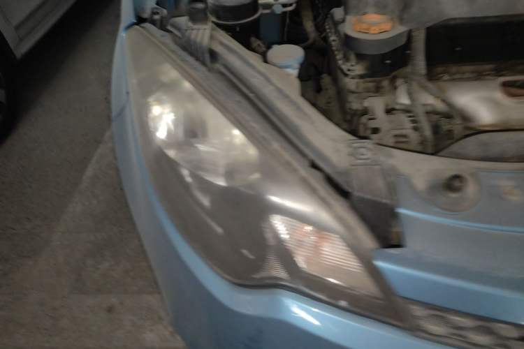 Used MG 3 2013 1.5L AMT Elite Edition Right Front Headlight