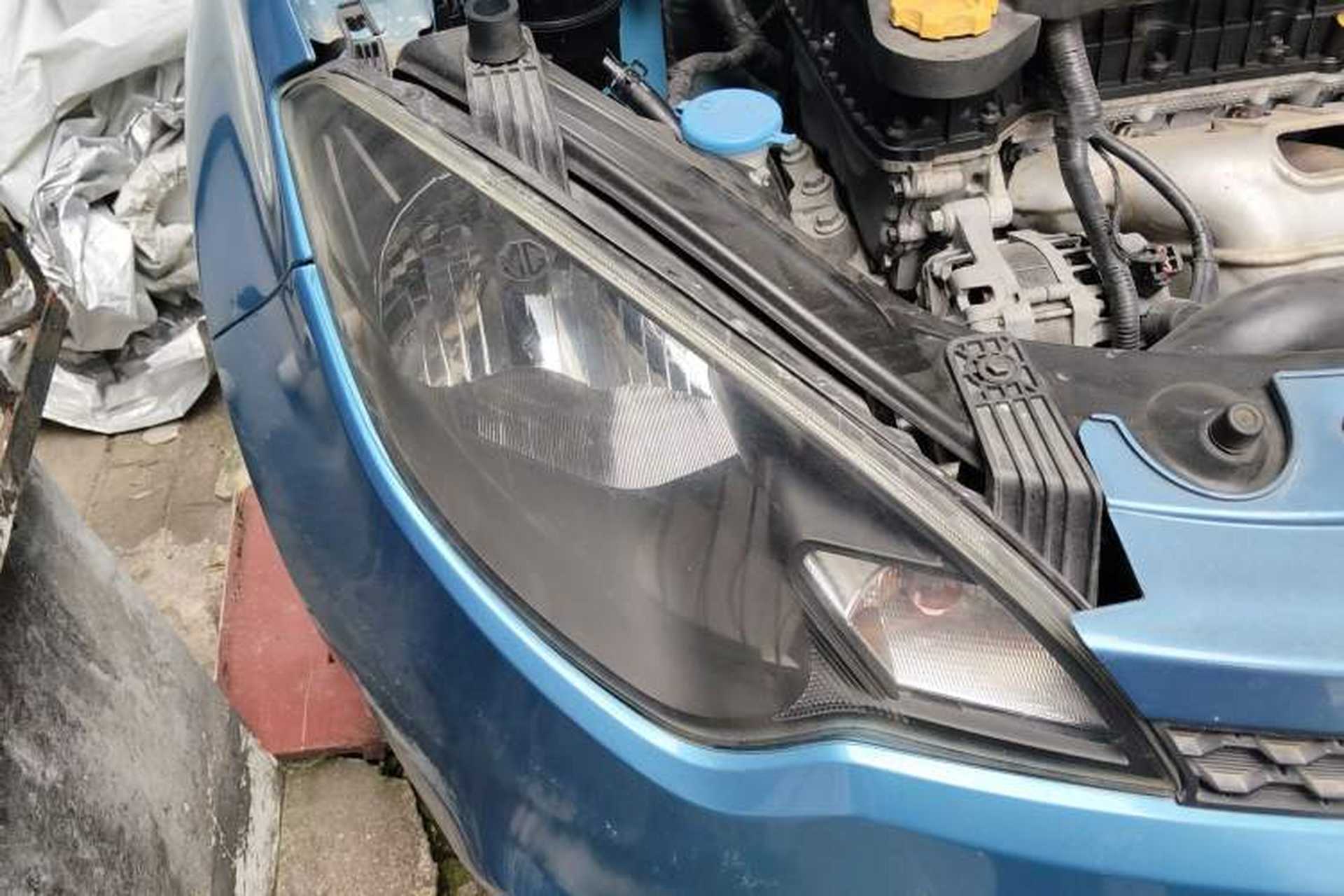 Used MG 3 2013 1.5L AMT Elite Edition Right Front Headlight