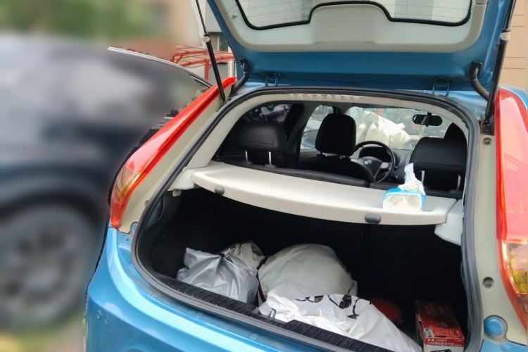 Used MG 3 2013 1.5L AMT Elite Edition Trunk