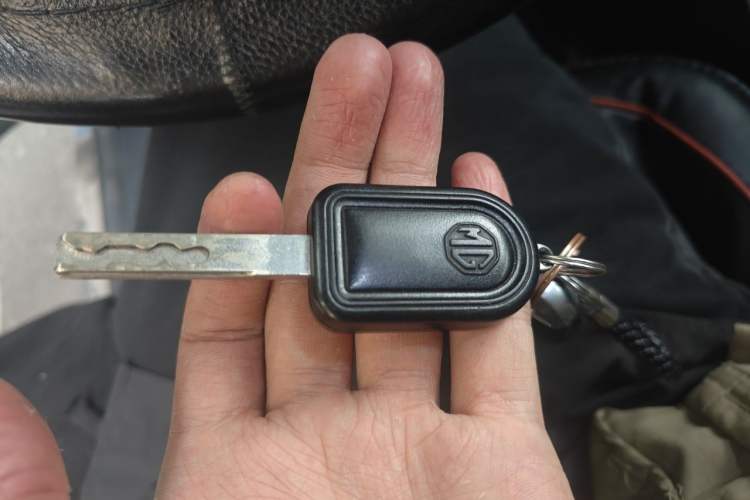 Used MG 3 2013 1.3L Manual Comfort Edition Vehicle Key