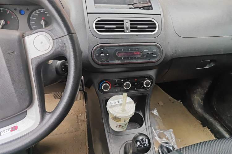 Used MG 3 2013 1.3L Manual Comfort Edition Audio And AC Panel