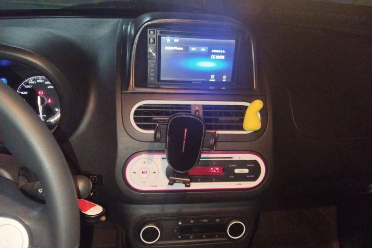 Used MG 3 2013 1.5L AMT Elite Edition Audio And AC Panel
