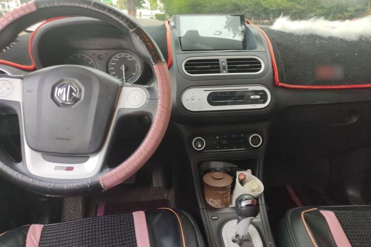 Used MG 3 2013 1.5L AMT Elite Edition Center Console