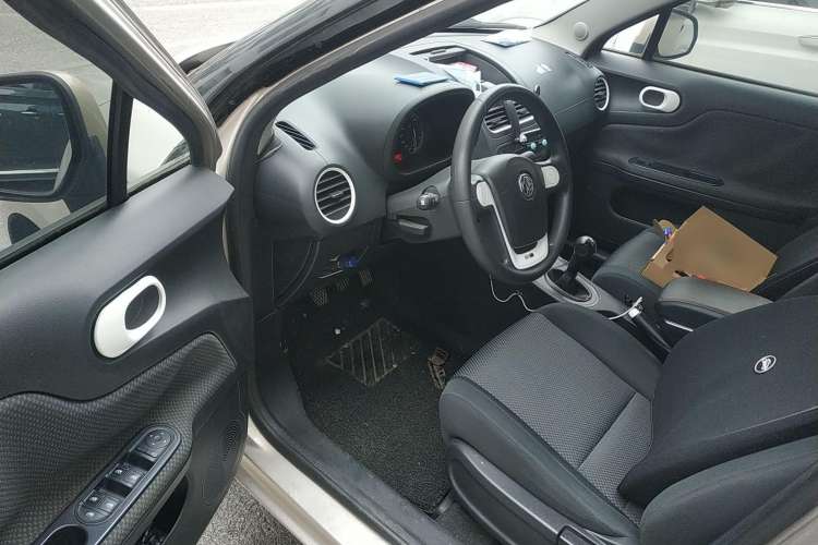 Used MG 3 2013 1.3L Manual Comfort Edition Driver Seat