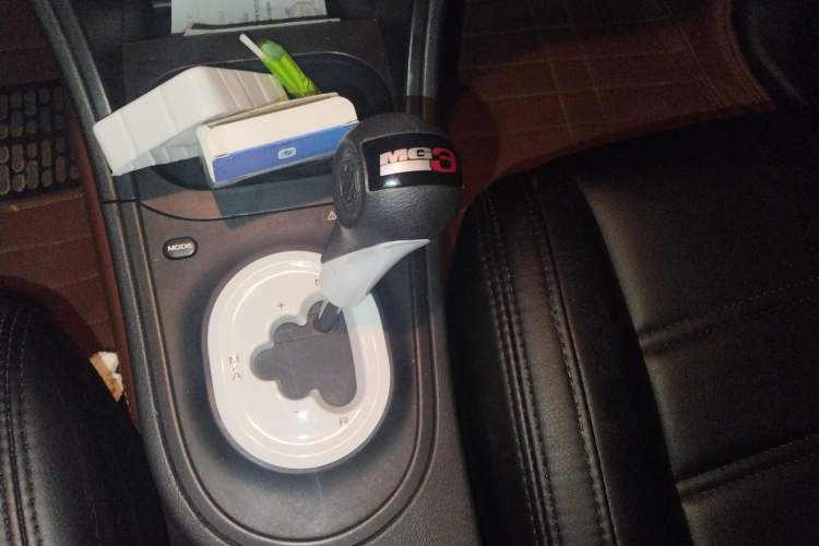 Used MG 3 2013 1.5L AMT Elite Edition Gear Lever