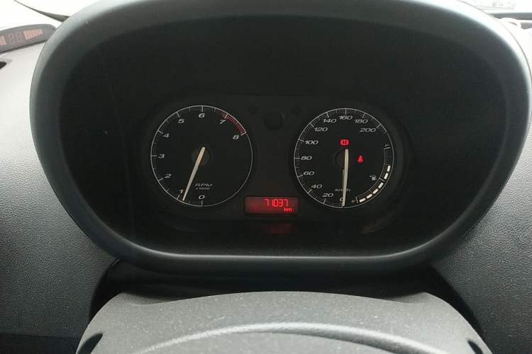 Used MG 3 2013 1.3L Manual Comfort Edition Instrument Cluster