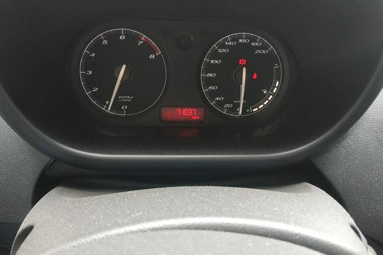 Used MG 3 2013 1.3L Manual Comfort Edition Odometer Close Up