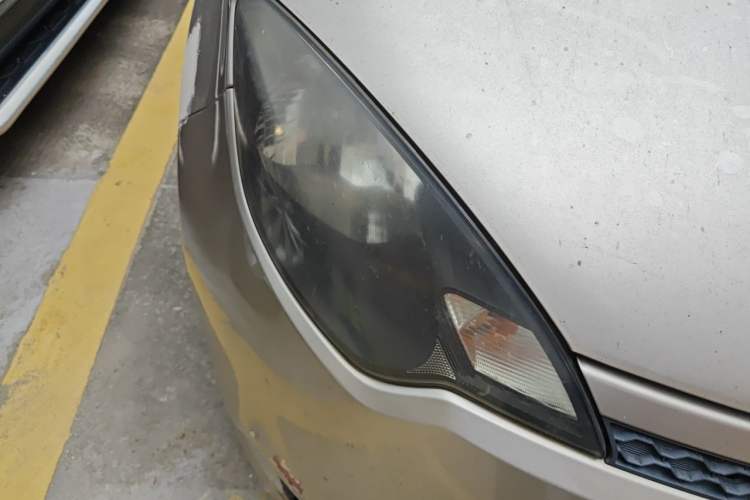 Used MG 3 2013 1.3L Manual Comfort Edition Right Front Headlight