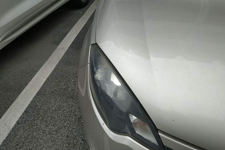Used MG 3 2013 1.3L Manual Comfort Edition Right Front Headlight