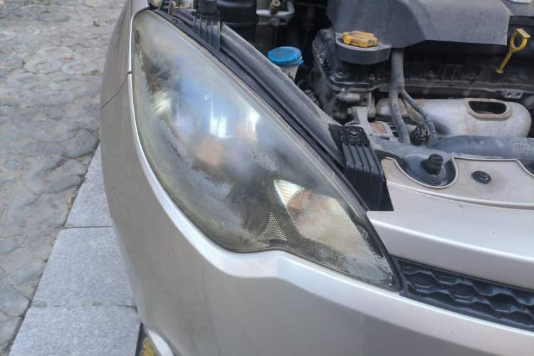 Used MG 3 2013 1.3L AMT Comfort Edition Right Front Headlight