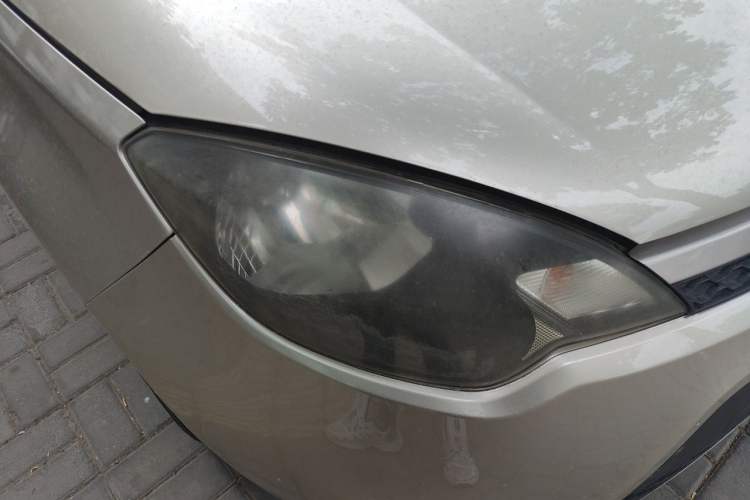 Used MG 3 2013 1.5L AMT Elite Edition Right Front Headlight