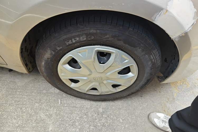 Used MG 3 2013 1.3L Manual Comfort Edition Right Front Wheel Hub