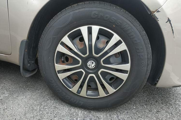 Used MG 3 2013 1.3L Manual Comfort Edition Right Front Wheel Hub