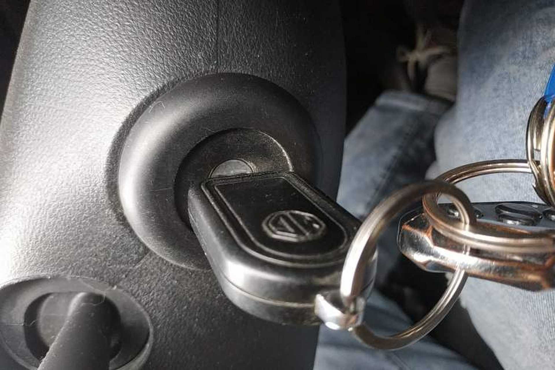 Used MG 3 2013 1.3L Manual Comfort Edition Vehicle Key