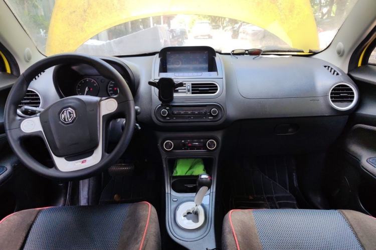 Used MG 3 2013 1.5L AMT Elite Edition Center Console