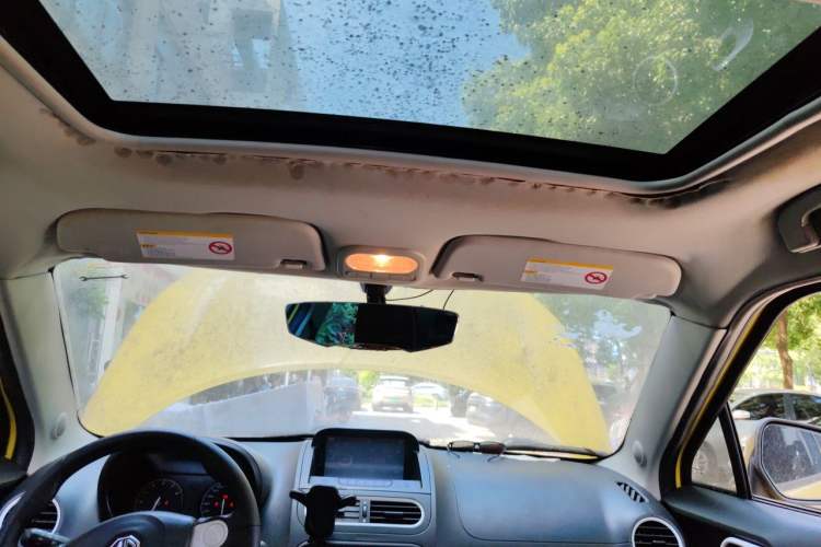 Used MG 3 2013 1.5L AMT Elite Edition Headliner