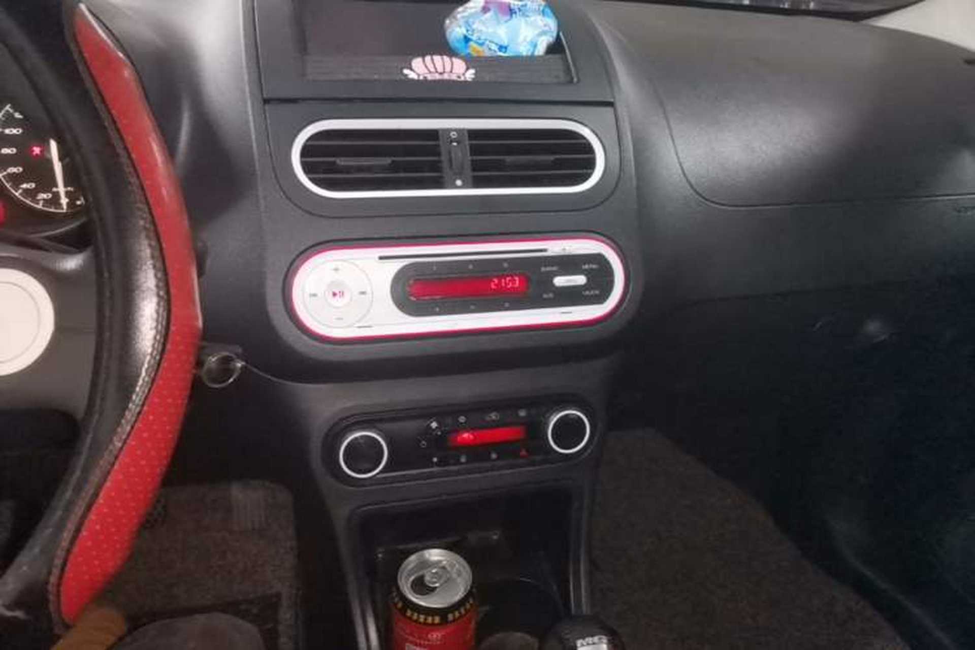 Used MG 3 2013 1.5L AMT Elite Edition Audio And AC Panel
