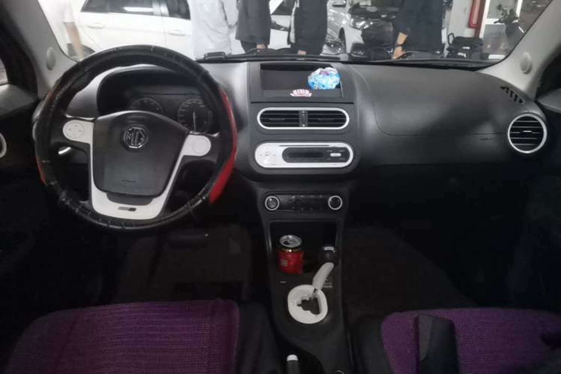 Used MG 3 2013 1.5L AMT Elite Edition Center Console