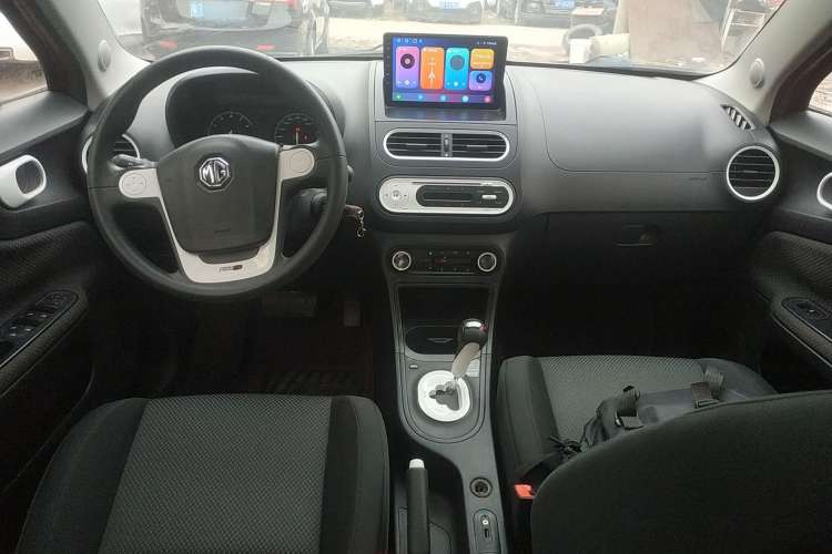 Used MG 3 2013 1.5L AMT Elite Edition Center Console