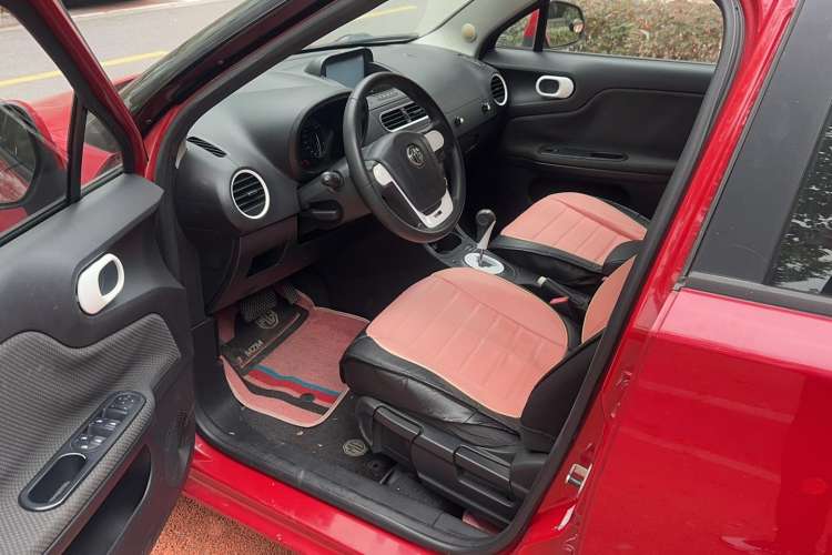 Used MG 3 2013 1.5L AMT Elite Edition Driver Seat
